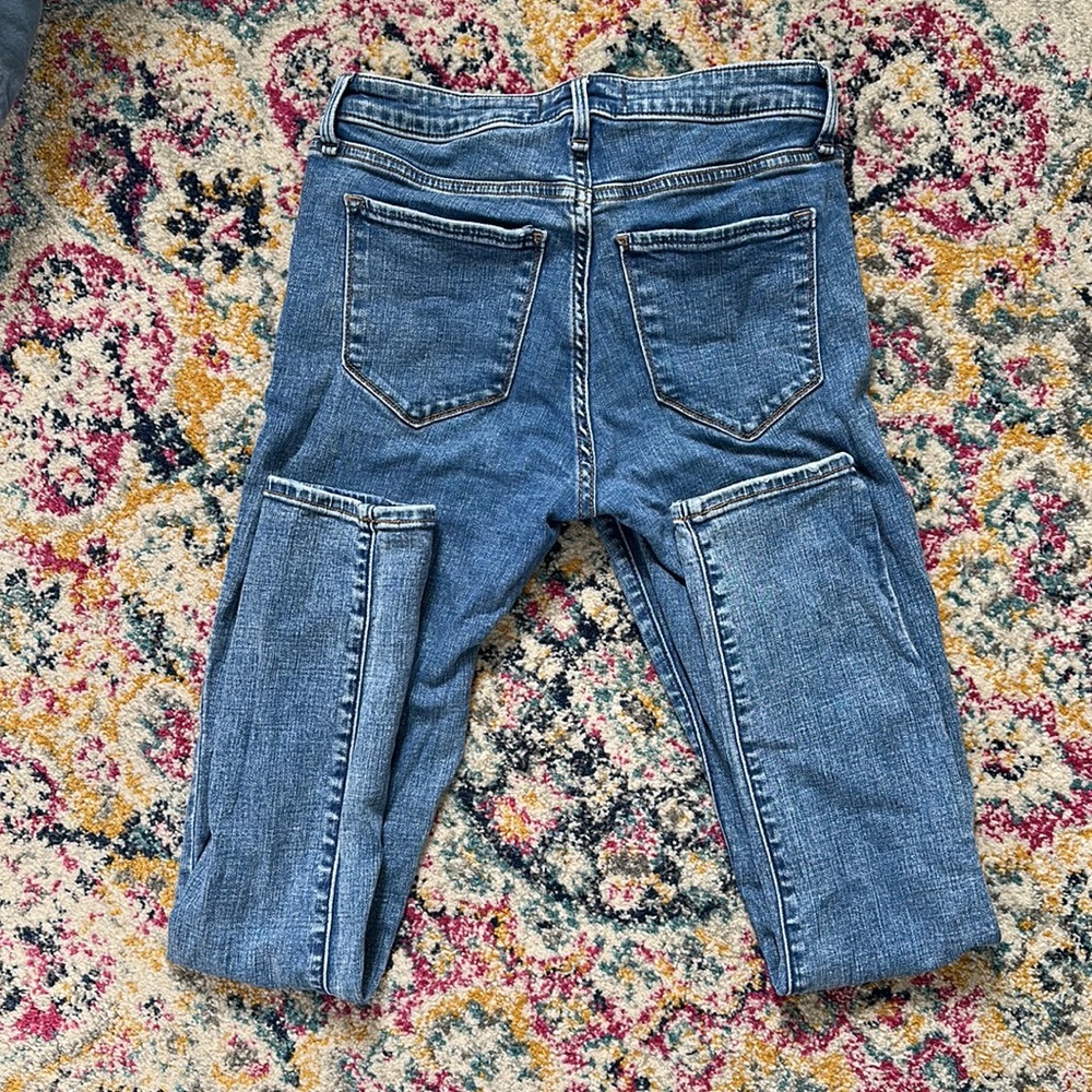 Abercrombie and Fitch super skinny ankle jeans - Picture 3 of 3